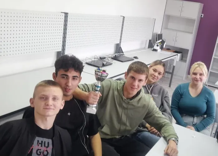 14264195-83fa-40b5-9413-583929e1e6e6