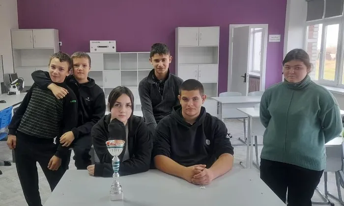 c9ee7577-12a5-4b3b-b17a-4d08d4e831a9